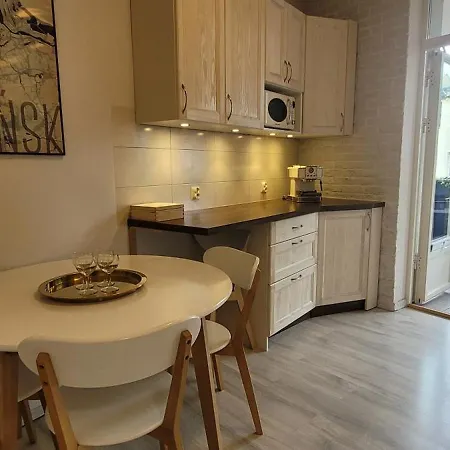 Soft Spot - Free Parking *