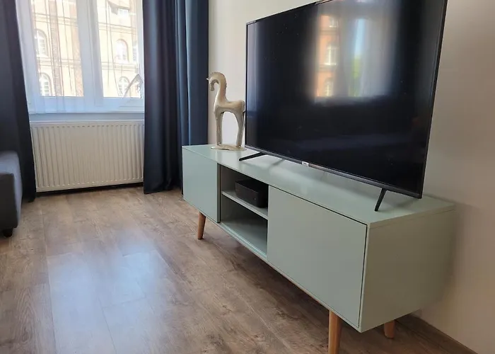 Soft Spot - Free Parking *